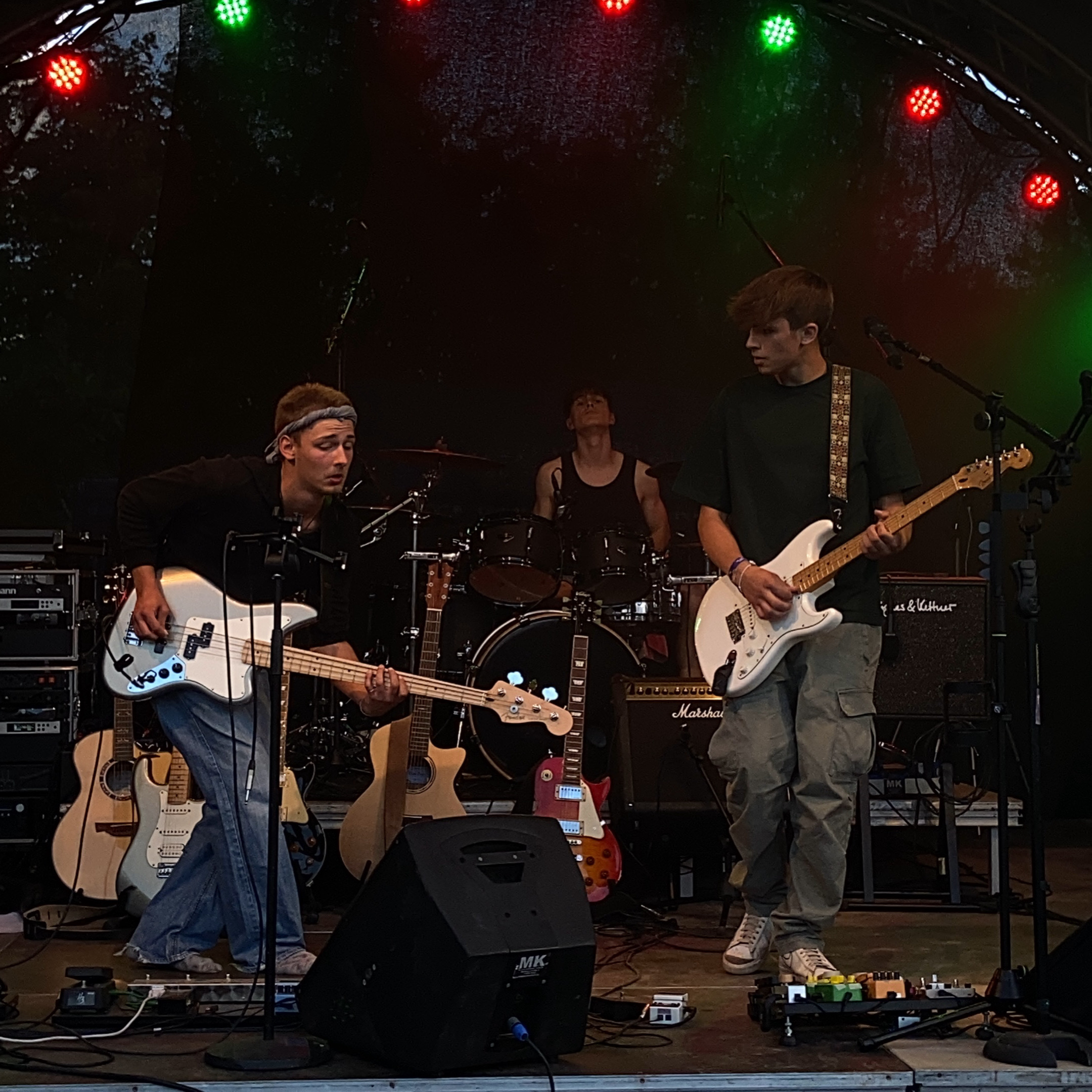 Liveband auf der Bühne